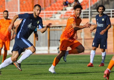 میرزابیگی: با مشت مربی ما را زدند/ لشنی مربی بومی البرز است