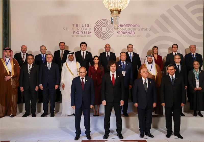 پیام‌های راهبردی مجمع تفلیس؛ باکو و ایروان آماده گشایش مسیرهای ترانزیتی شدند