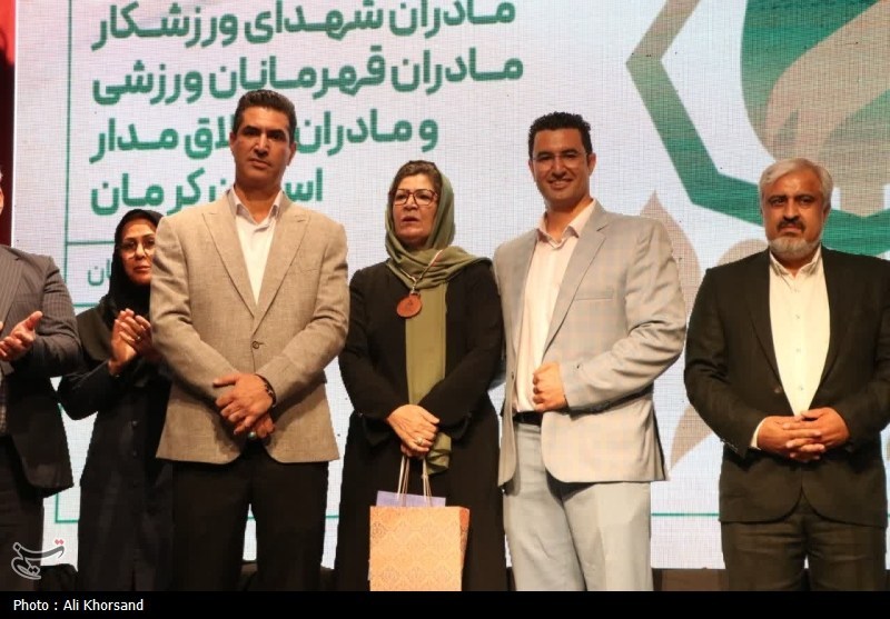 استان کرمان , اخبار استان کرمان , مادر , مادران شهدا , 