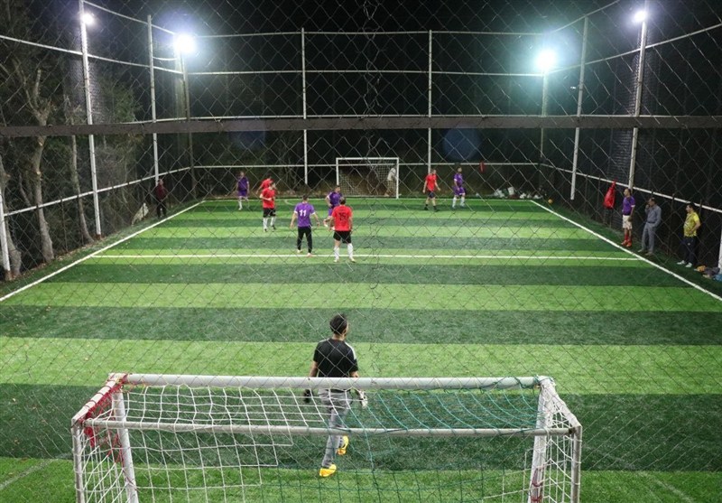 تحقق آرزوی جوانان دیورودی با افتتاح زمین چمن مصنوعی