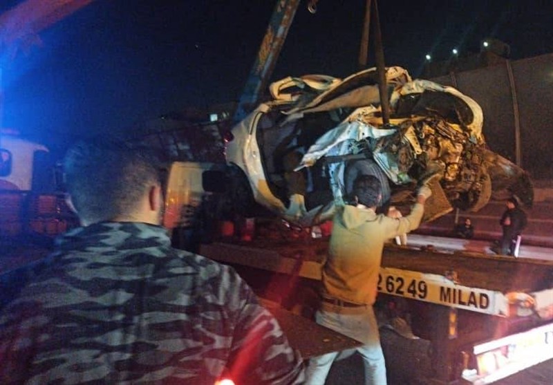 تصادف مرگبار پژو 206 در بزرگراه حکیم/ 2 جوان جان باختند