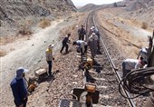 جهش ایمنی در خطوط ریلی شرق کشور/تعویض گسترده ریل‌های فرسوده راه‌آهن شرق