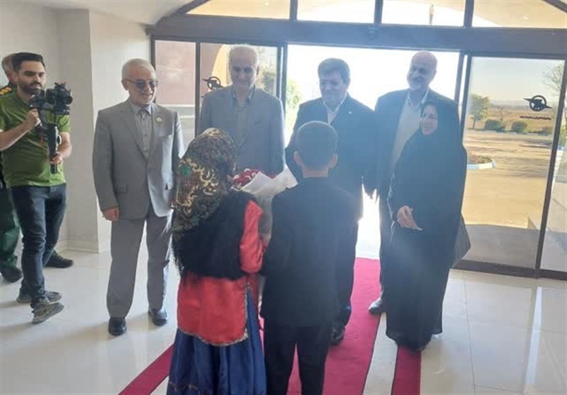 معاون وزیر کار و رئیس سازمان بهزیستی کشور وارد اردبیل شد