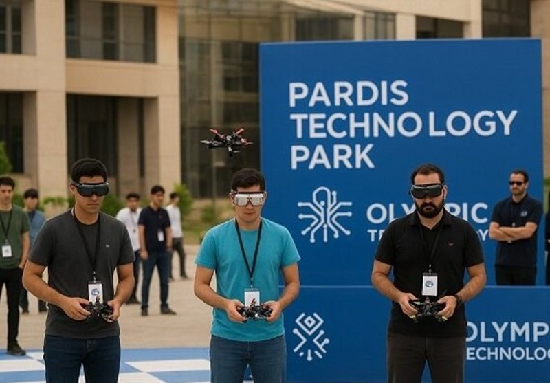 پرواز تیم‌های پهپادی در آسمان المپیک فناوری 2025
