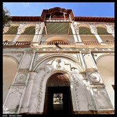 Особняк &quot;Хосроабад&quot; в городе Санандадж