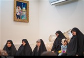 تکریم همسران شهدای مدافع حرم در قم