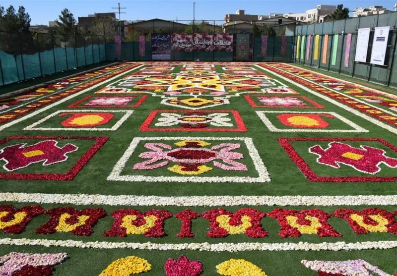 إزاحة الستار عن أكبر سجادة زهرية في الشرق الأوسط بمدينة محلات الإيرانية