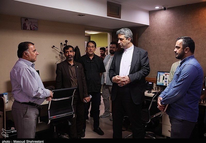 معاون ارتباطات و اطلاعرسانی دفتر رئیس جمهور از خبرگزاری تسنیم بازدید کرد