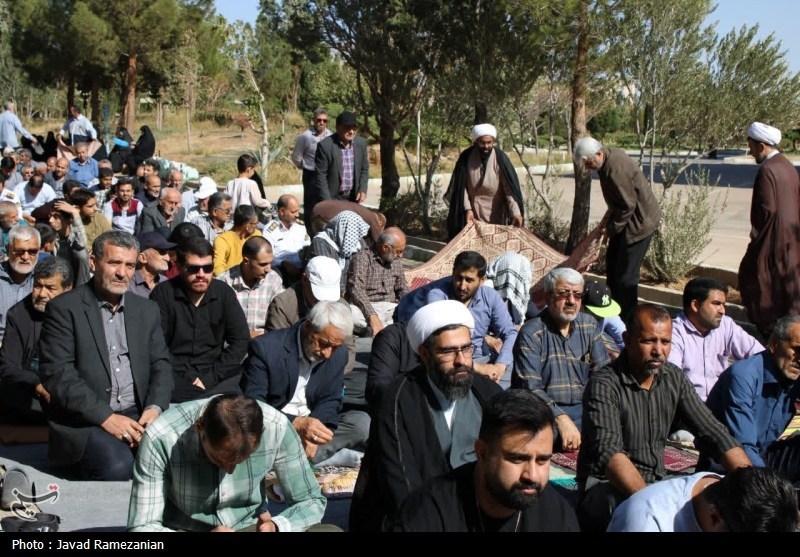 روایت تسنیم از برگزاری یک «نماز جمعه متفاوت» در دامغان؛ ادای احترام نمازگزاران به دانشجویان انقلابی اخبار دامغان , تسنیم , یومالله 13 آبان , دانشگاه آزاد اسلامی ,