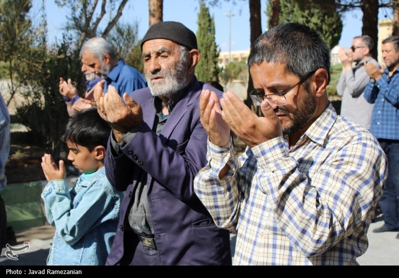 روایت تسنیم از برگزاری یک «نماز جمعه متفاوت» در دامغان؛ ادای احترام نمازگزاران به دانشجویان انقلابی اخبار دامغان , تسنیم , یومالله 13 آبان , دانشگاه آزاد اسلامی ,