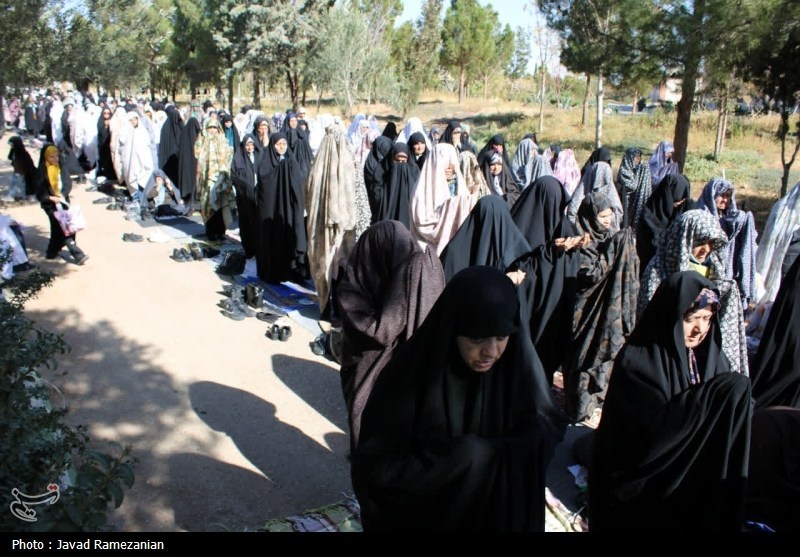 روایت تسنیم از برگزاری یک «نماز جمعه متفاوت» در دامغان؛ ادای احترام نمازگزاران به دانشجویان انقلابی اخبار دامغان , تسنیم , یومالله 13 آبان , دانشگاه آزاد اسلامی ,