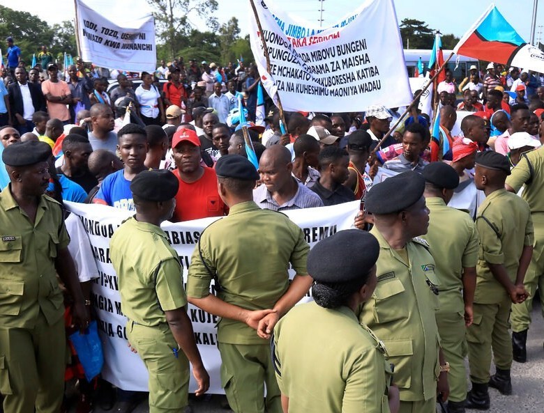 700 کشته در جریان اعتراضات انتخاباتی در  تانزانیا