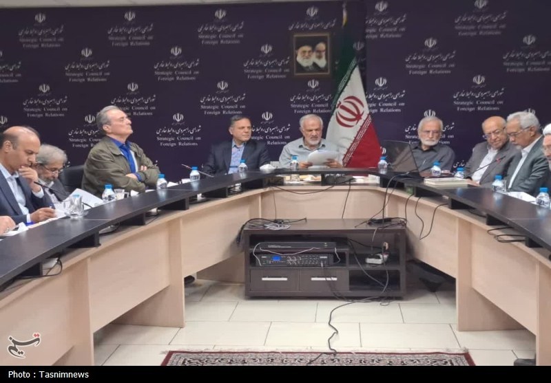 پیشنهاد حدادعادل برای جایزه ملی روزبه‌/ راه‌اندازی بنیاد علمی ‌استاد رضا روزبه