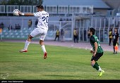 دیدار تیم‌های فوتبال خیبر خرم‌آباد و گل‌گهر سیرجان
