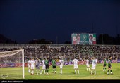 دیدار تیم‌های فوتبال خیبر خرم‌آباد و گل‌گهر سیرجان