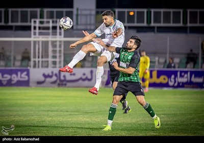 دیدار تیم‌های فوتبال خیبر خرم‌آباد و گل‌گهر سیرجان