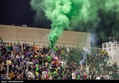 دیدار تیم‌های فوتبال خیبر خرم‌آباد و گل‌گهر سیرجان