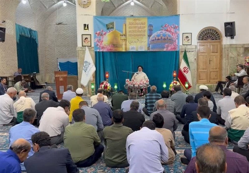 گرامیداشت یاد و نام هشت شهید میهمان در بافق