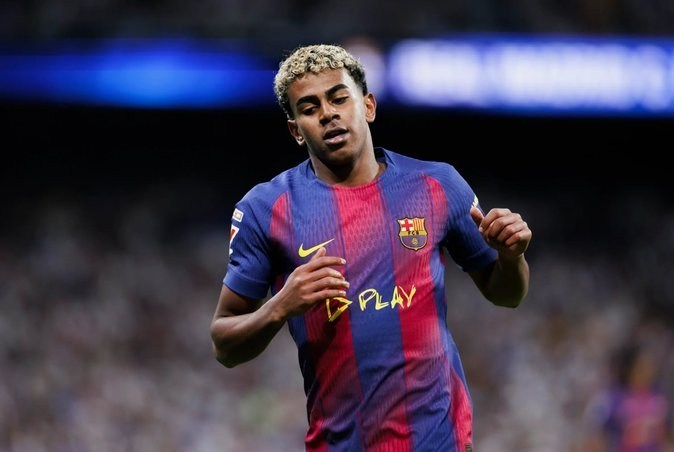 لامین یامال , 