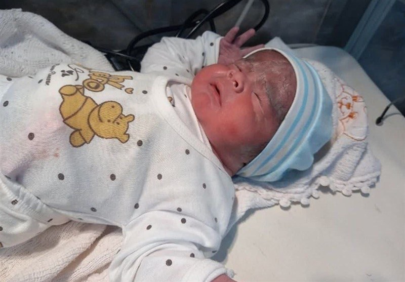 تولد نوزاد 5 کیلوگرمی در بیمارستان قائم(عج) مشهد