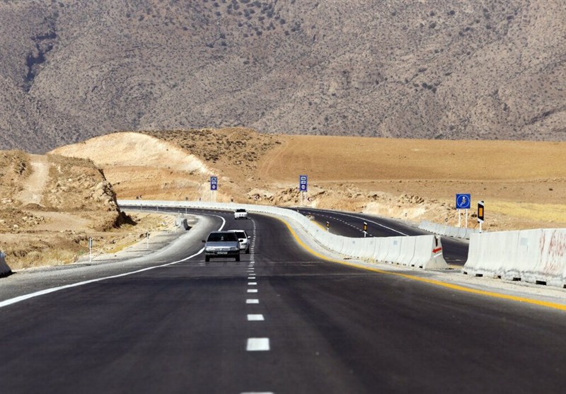 ترافیک سنگین در آزادراه تهران - ساوه / تردد روان در کندوان