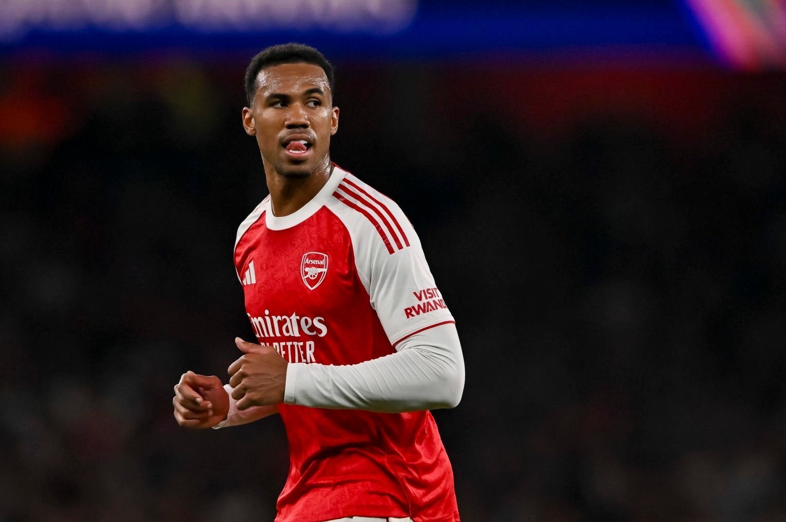 گابریل ماگالاش؛ دیوار آهنین آرسنال و کابوس مهاجمان لیگ برتر