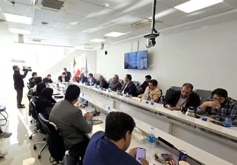 هم‌افزایی مدیران رسانه‌ها و کارآفرینان برتر در کرمانشاه