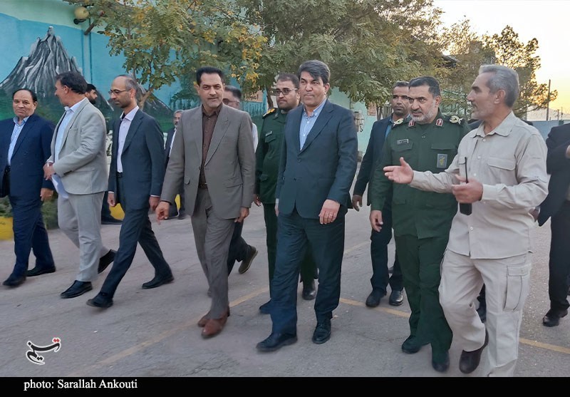 استاندار کرمان از اردوگاه کرامت سپاه ثارالله بازدید کرد استان کرمان , معتاد , اخبار استان کرمان ,