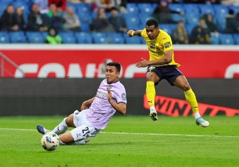 شکست خانگی یاران محبی با 2 گل مردود توسط VAR