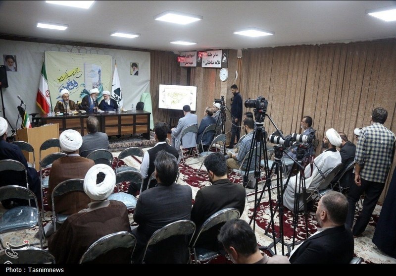 کتاب «فقه خبر» رونمایی شد/ تأکید بر ضرورت تدوین نظام جامع فقه رسانه+تصویر اخبار قم , حوزه علمیه ,