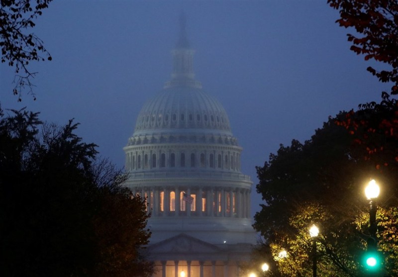 ברני סנדרס: הדמוקרטים אסור להם להיכנע לדונלד טראמפ