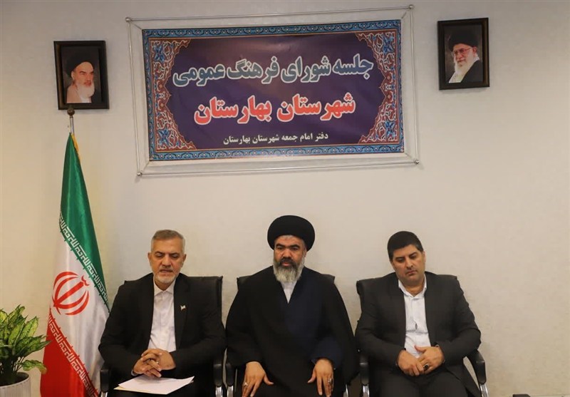 فرهنگ جامعه باید اسلامی شود/استقبال 275 اثر از جشنواره داستان کوتاه امام رضا(ع)