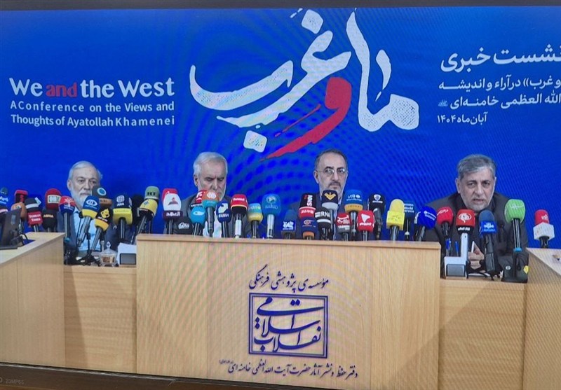 نجفی: داشتن ادبیات ملی در برابر غرب ضروری است