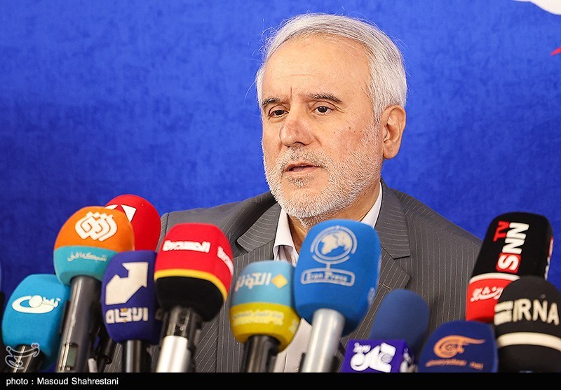 گردآوری مجموعه مقالات همایش ما و غرب در اندیشه‌های رهبری در 20 کتاب