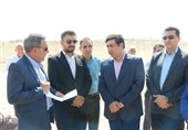 تأکید معاون وزیر نیرو بر اولویت دولت در تکمیل طرح‌های برق شرق فارس