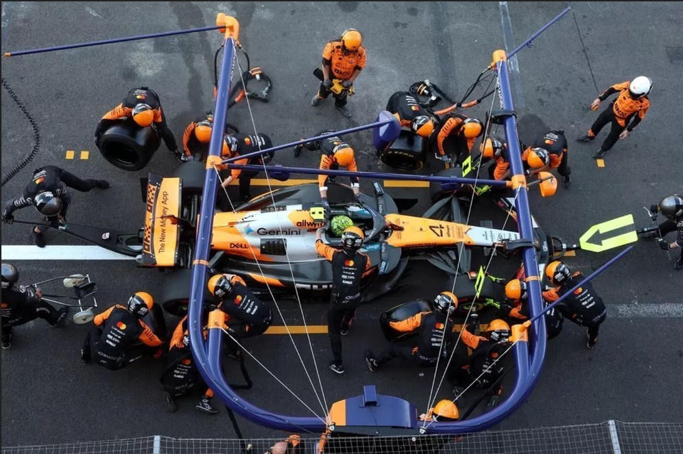 اتومبیلرانی فرمول یک ,