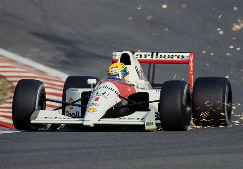 خودروی فرمول یک افسانه‌ای آیرتون سنا در حراجی