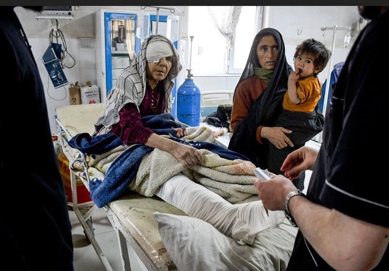 Iran Offers Afghanistan Assistance after Earthquake