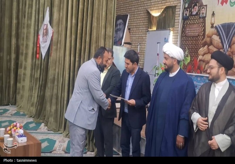 35 پاسدار و بسیجی برتر کهگیلویه تجلیل شدند+فیلم