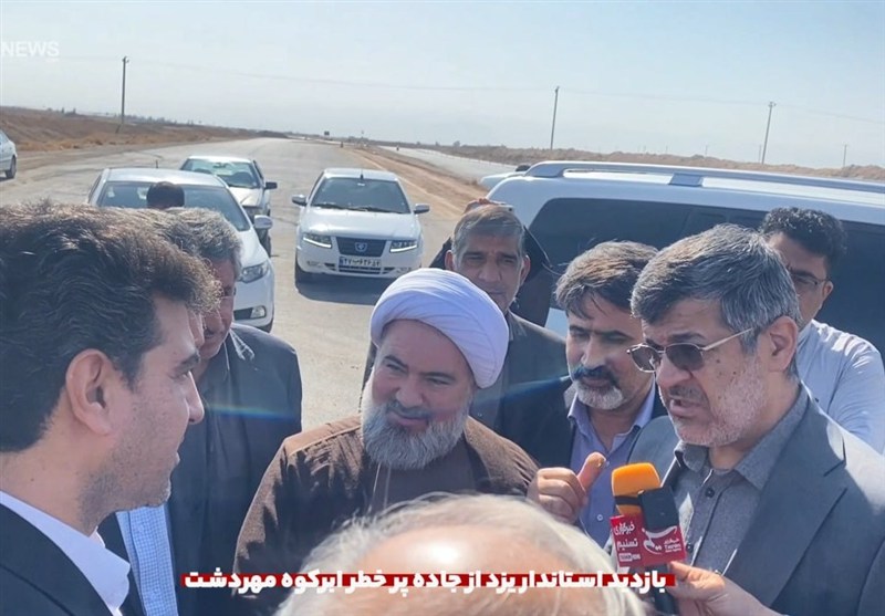 بازدید استاندار یزد از جاده پر خطر ابرکوه مهردشت