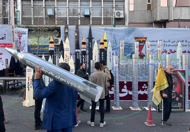 مسيرات اليوم الوطني لمقارعة الاستكبار العالمي , الاستيلاء على السفارة الأمريكية ,