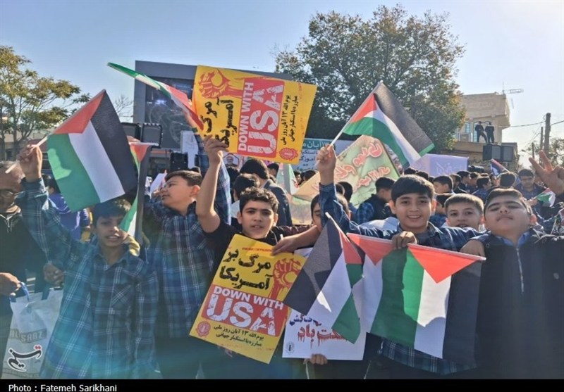 یوم‌الله 13 آبان , اخبار استان مرکزی , اخبار اراک , دانش آموزان , راهپیمایی , 