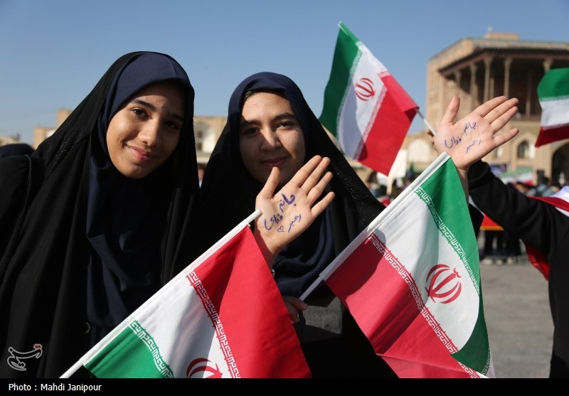 فصل بیداری دانش‌آموزان در 13 آبان/ شور در سایه شعور/ بصیرت یعنی ادامه راه انقلاب