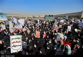 راهپیمایی یوم‌الله 13 آبان در اصفهان و بجنورد
