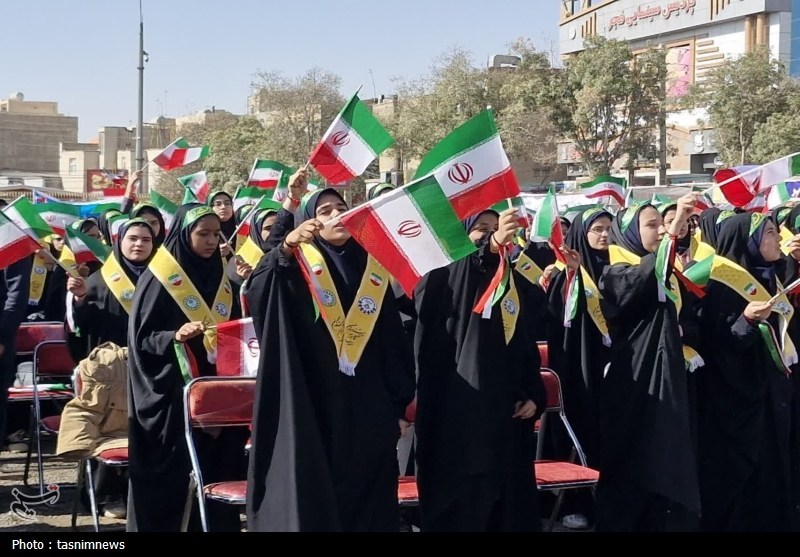 فریاد «مرگ بر آمریکا» در سراسر استان تهران طنین‌انداز شد+ تصویر