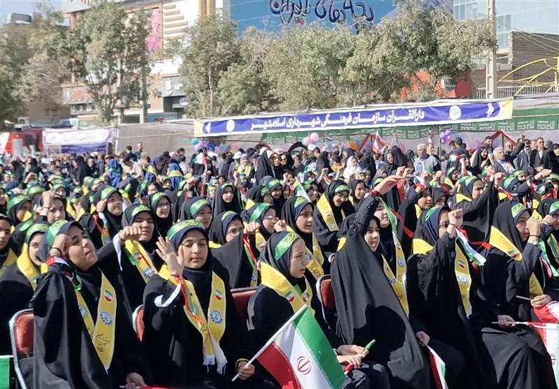 اخبار اسلامشهر , دانش آموزان , راهپیمایی , یوم‌الله 13 آبان , 