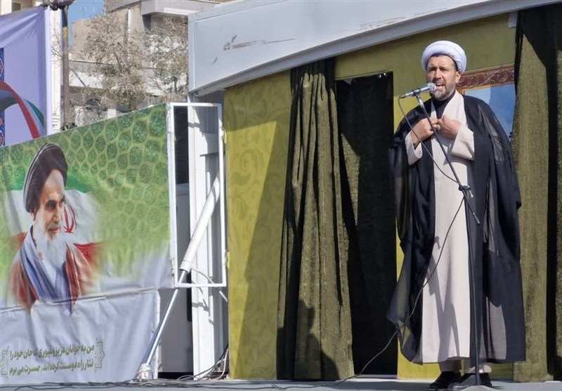 اسناد لانه جاسوسی آمریکا استعمار فرانوین را افشا کرد