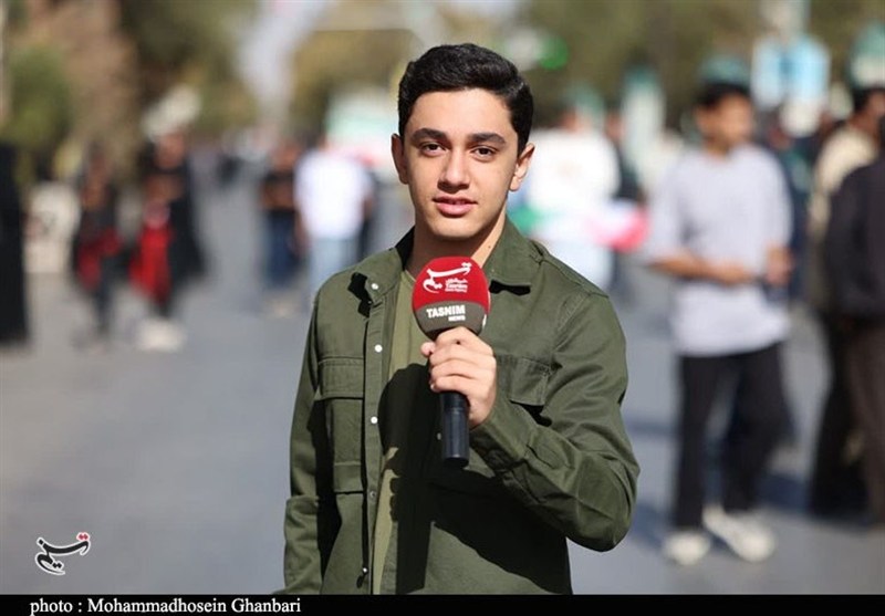 گزارش خبرنگار دهه هشتادی تسنیم از راهپیمایی 13 آبان در کرمان