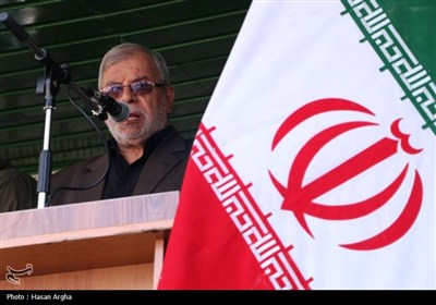 رجزخوانی کلامی زنجانی در راهپیمایی 13 آبان