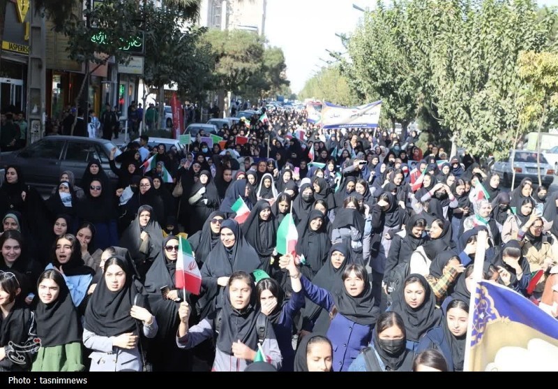 سینمای کم‌کار تاریخ انقلاب / حتی الیور استون تعجب کرد! 4